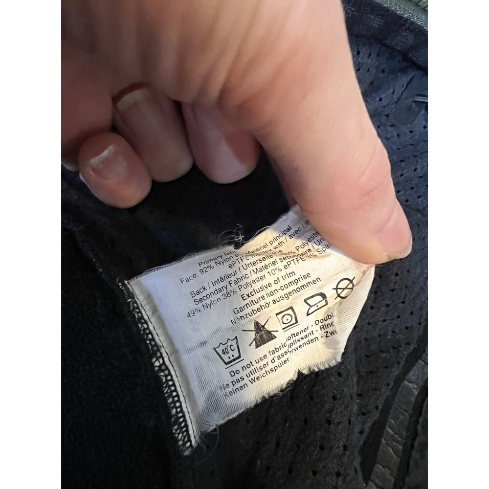 Arc'teryx Sigma Windstopper Softshell Jacket - image 8